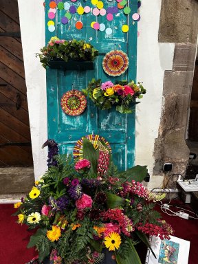 Picture: /imgresize/w288/files/clubs/abergavenny-district-flower-club/aff1.jpg
