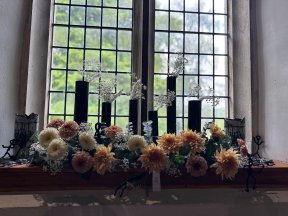 Picture: /imgresize/w288/files/clubs/abergavenny-district-flower-club/aff4.jpg
